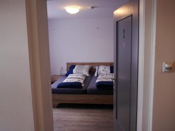 Doppelbett, Zweibett und Einzelzimmer verfügbar!